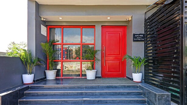 Exterior - Townhouse 1301  Hotel MS In (Lucknow)