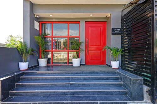 Townhouse 1301  Hotel MS In