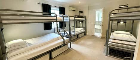 Free WiFi, bed sheets