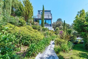 Property grounds - Château Les Alouettes (Cannes)