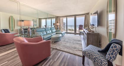 5th Floor 2BR 2BA @ Dunes of Panama in the B Building!