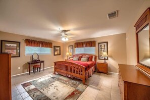 3 Schlafzimmer, Bügeleisen/Bügelbrett, WLAN, Bettwäsche