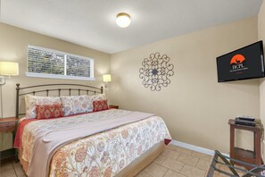 3 間睡房、書桌、Wi-Fi、床單