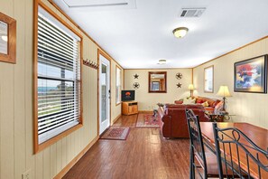 TV - Hilltop Ranch Stay on 2,001 Acres | Shared Pool, Hot Tub & Trails (Johnson City)