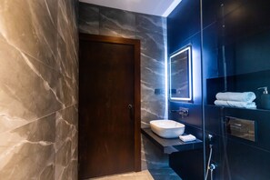 Habitación Deluxe | Sábanas de algodón egipcio y ropa de cama de alta calidad 