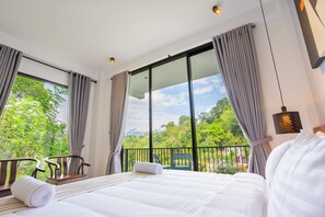 Kamar Double Superior, pemandangan gunung | Seprai katun Mesir, seprai premium, dan meja kerja