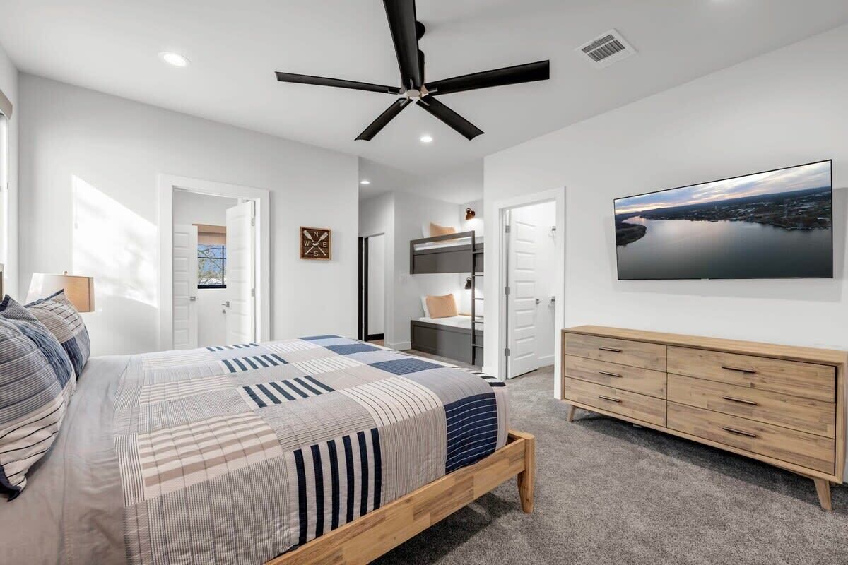5 chambres, fer et planche à repasser, lit parapluie, Wi-Fi gratuit