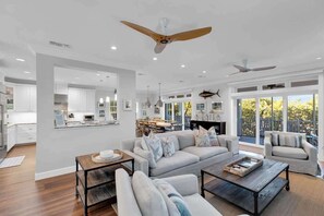 Unclassified image, 2 of 62, button