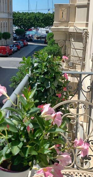 Property grounds - Mansion of the Thousand, Arethusa suite (Siracusa)