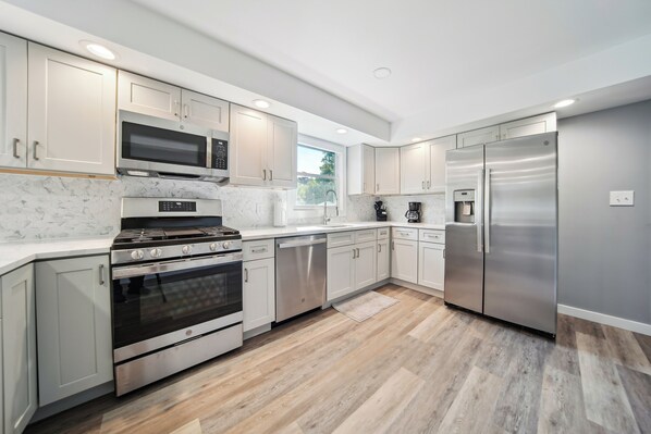 Interior - Charming Erie Home ~ 2 Mi to Downtown Delights! (Erie)