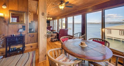 Luxurious Lakefront Paradise in Scottsboro w/ Dock