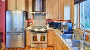 Cottage (2 Bedrooms) | Interior