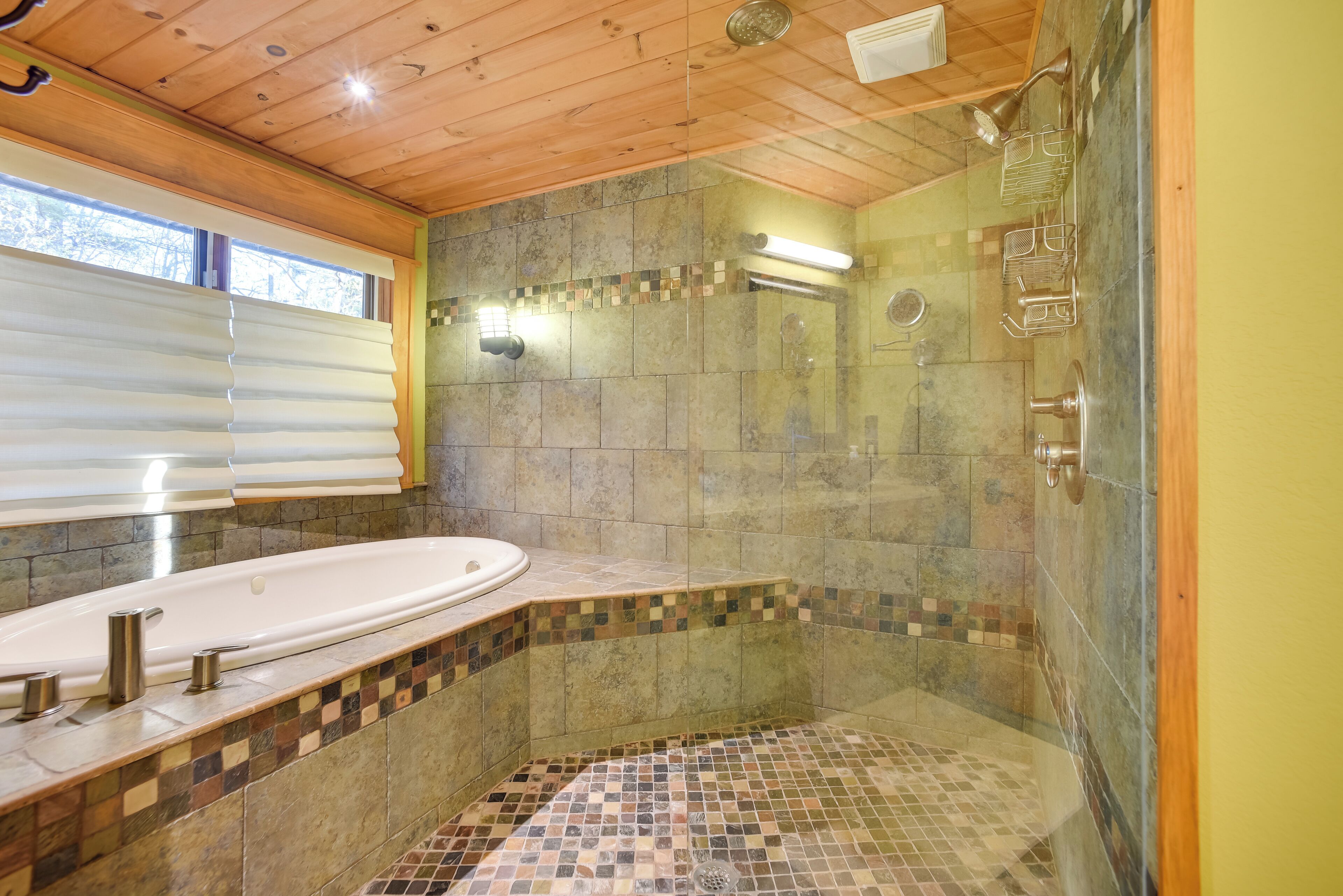 Cottage (2 Bedrooms) | Interior