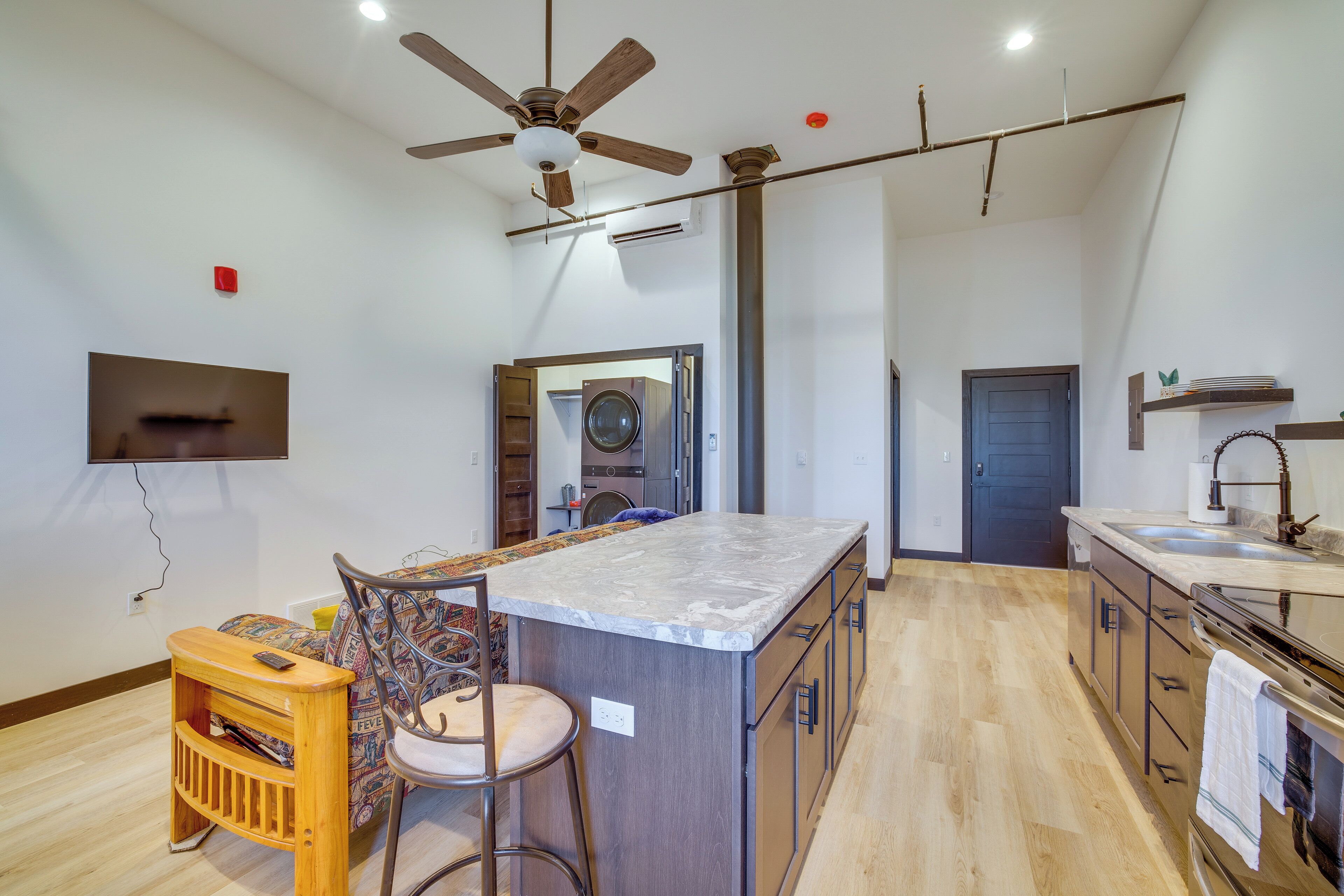 Apartment (0 Bedroom) | Interior