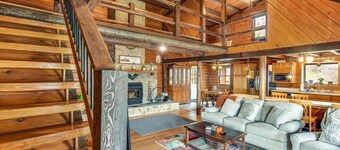 Lock Haven Cabin w/ Wood Stove & Mountain View!