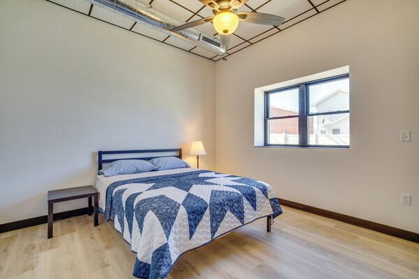 Step-free Cashton Apartment: Steps To Downtown! - Wildcat Mountain State Park, Ontario