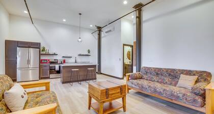 Cashton Studio Apartment: Steps to Downtown!