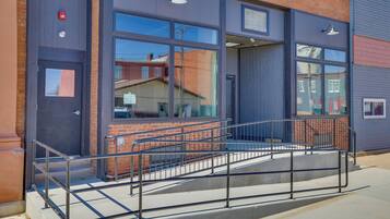 Apartment (0 Bedroom) | Interior