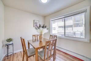 Apartment (2 Bedrooms) | Interior - Cozy Anchorage Apartment w/ Mountain Views (Anchorage)