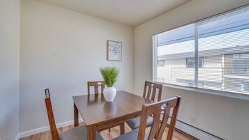 Apartemen (2 Bedrooms) | Interior