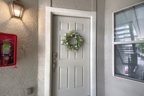 Condo, 3 Bedrooms | Exterior detail