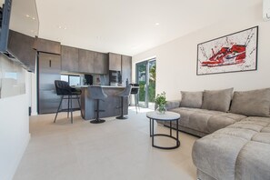 TV - Apt Mauro•Sea View•Free Parking (Makarska)