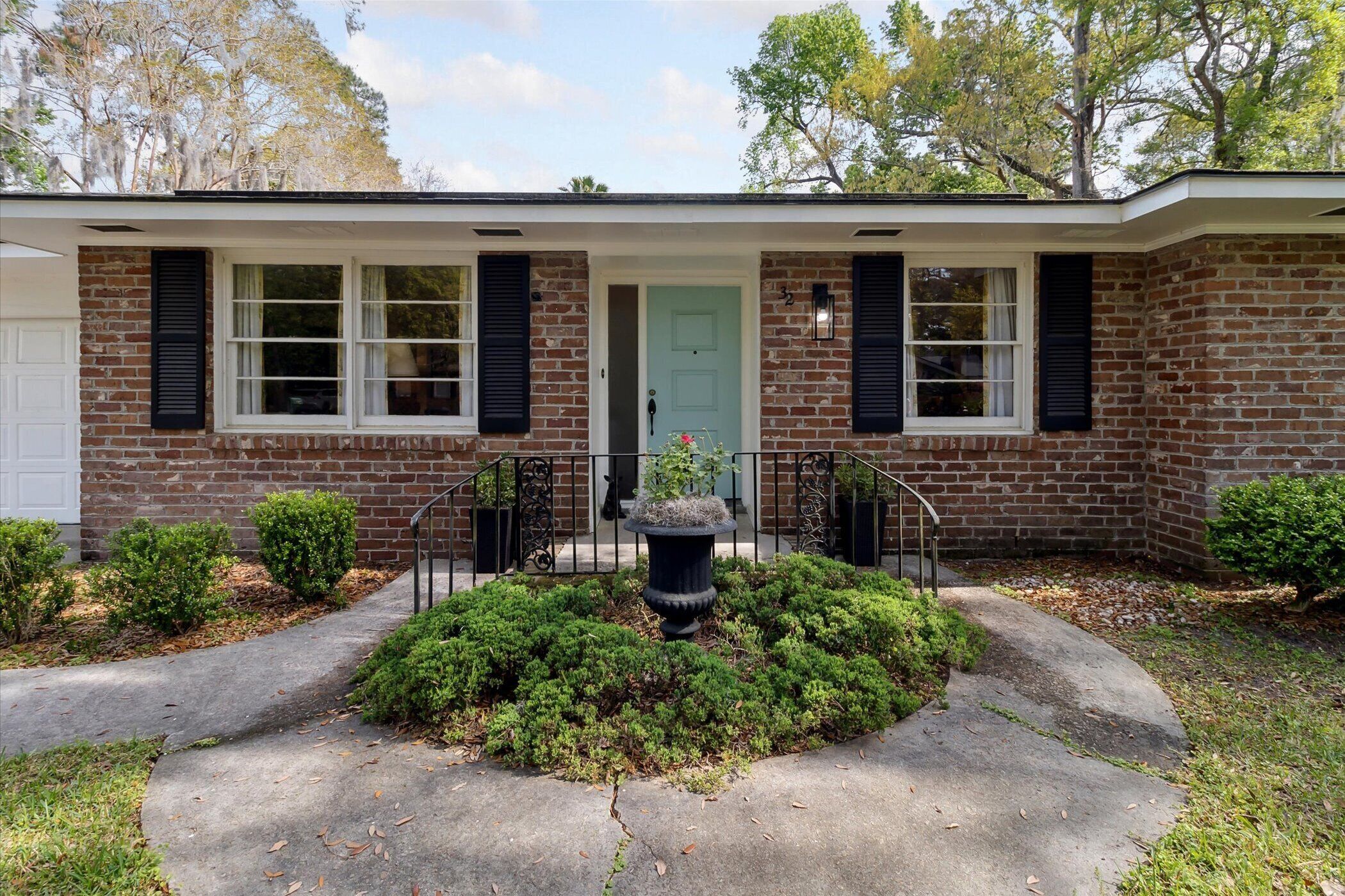 32 Romney Place: 3  BR, 2  BA House in Savannah, Sleeps 6