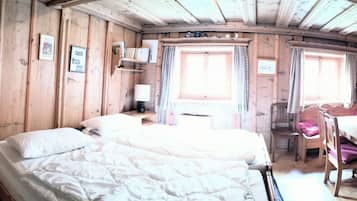 4 bedrooms