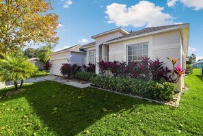 Exterior - Grand Westridge 4BR Pool Home near Disney Parks (Four Corners)