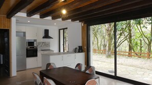Micro-ondes, four, plaque de cuisson, lave-vaisselle