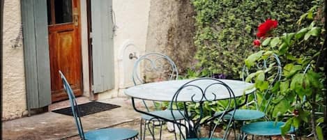 Restauration en plein air