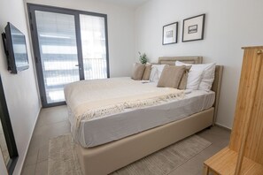 Luxury Apartment, 3 Bedrooms with office