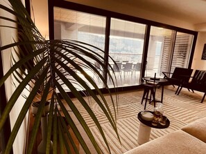 Luxury Apartment, 3 Bedrooms with office | Living area - Cape Dor Haifa (Haifa)