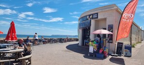 Beach bar - Rowcroft Lodge  (Paignton)