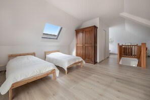 Free WiFi - House for 5 - garden - 200 m from the beach (Pornichet)