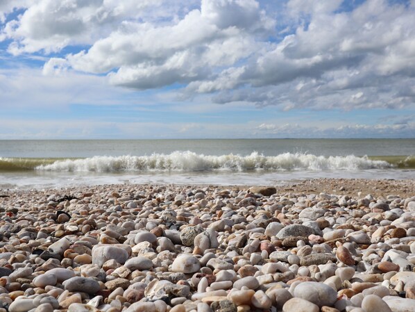 Beach - 10 minutes from the sea, 5p holiday home, garden (Saint-Molf)