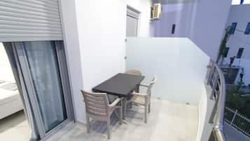 Tremannsrom, balkong | Wi-fi (inkludert)