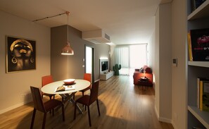 Dining - Cicerone Apartment - Elegant apartment in the heart of Bergamo (Bergamo)