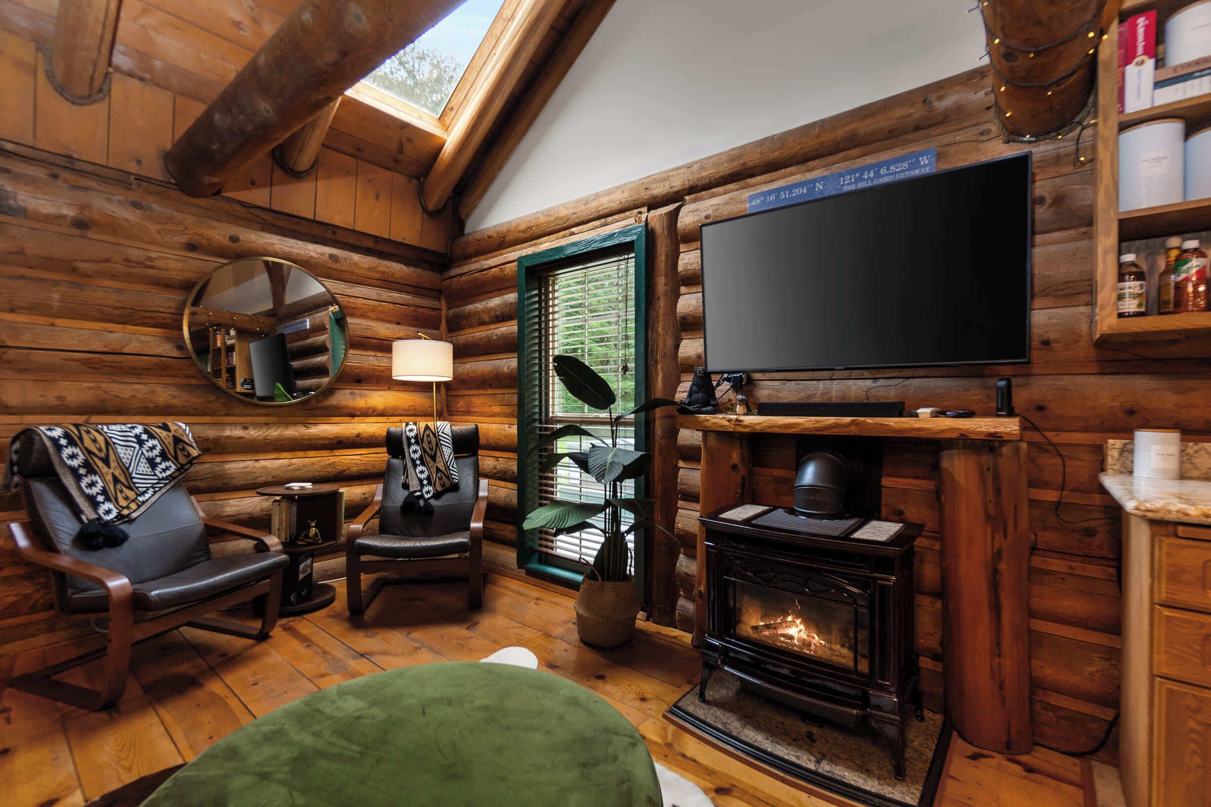 TV, fireplace, offices