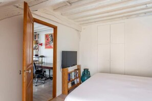 1 bedroom, iron/ironing board, free WiFi, bed sheets - Appartement Chic et Confortable Dans le « Paris Branché » (Paris)