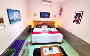 1 bedroom, free WiFi, bed sheets