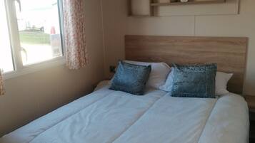 Chalet | 4 bedrooms, iron/ironing board