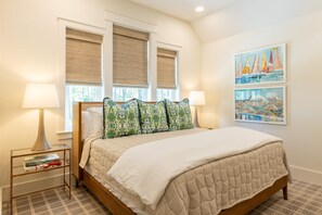 4 Schlafzimmer, Bügeleisen/Bügelbrett, Reisekinderbett, WLAN