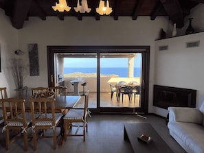 Dining - Puntaest Quadrilocale Terrazza Favolosa Vista Mare (Capo Coda Cavallo)