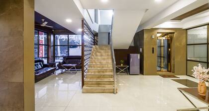 Monday Hotels - Swarna's The Capital