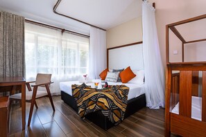 3 dormitoris, escriptori i wifi gratuïta