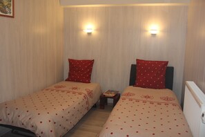 3 habitaciones, wifi gratis y ropa de cama
