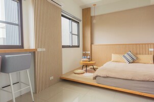 Double Room | Pillowtop beds, minibar, individually decorated, individually furnished