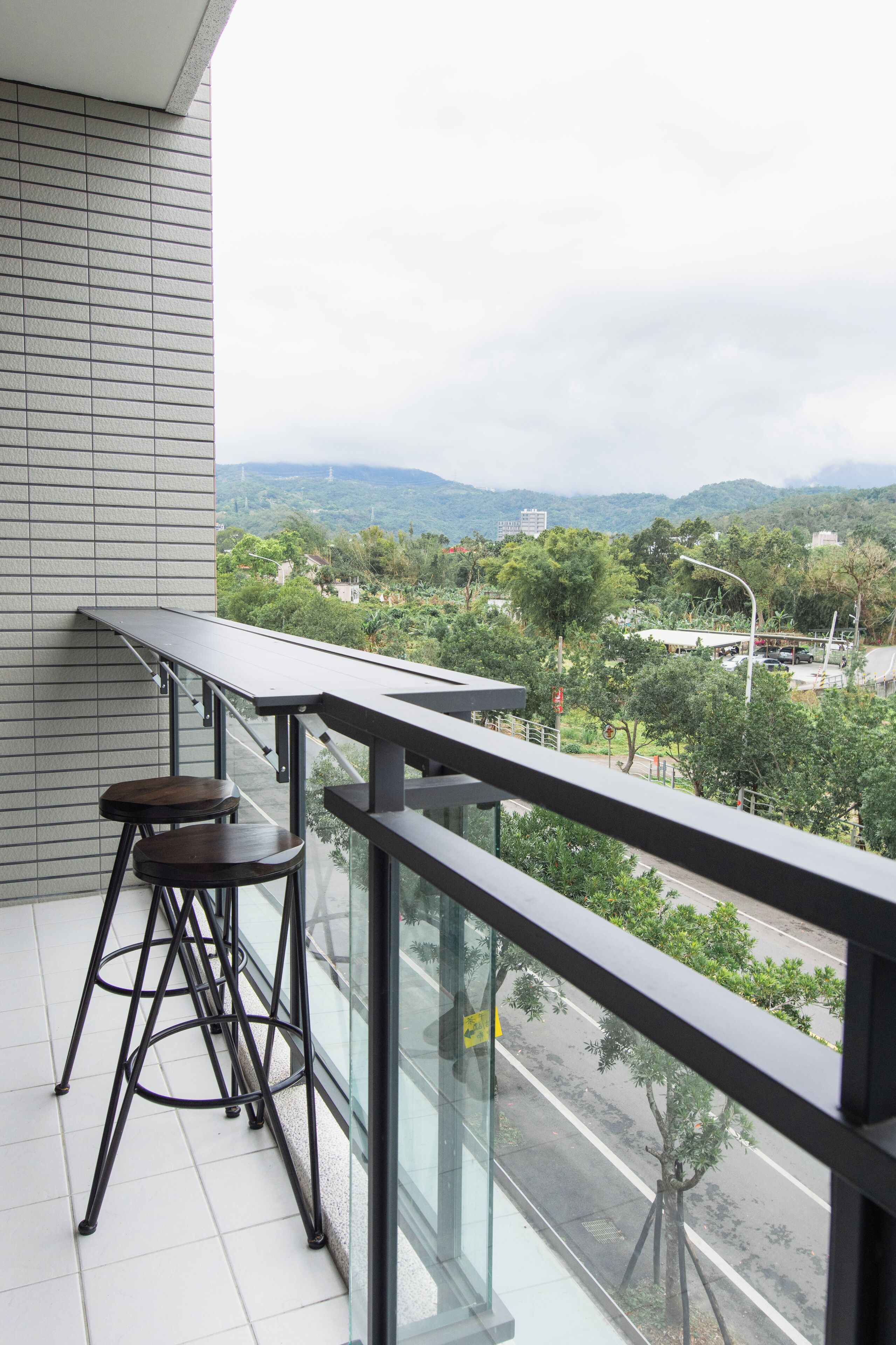 Pillowtop beds, minibar, individually decorated, individually furnished