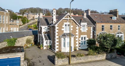 Ashley House Guest House. Broughty Ferry. Dundee. Scotland.